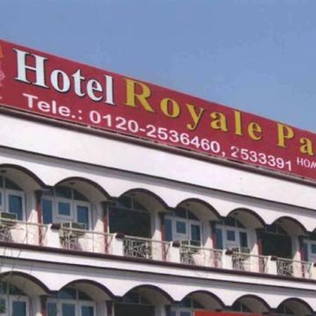 Hotel Royale Paradise Noida Buitenkant foto